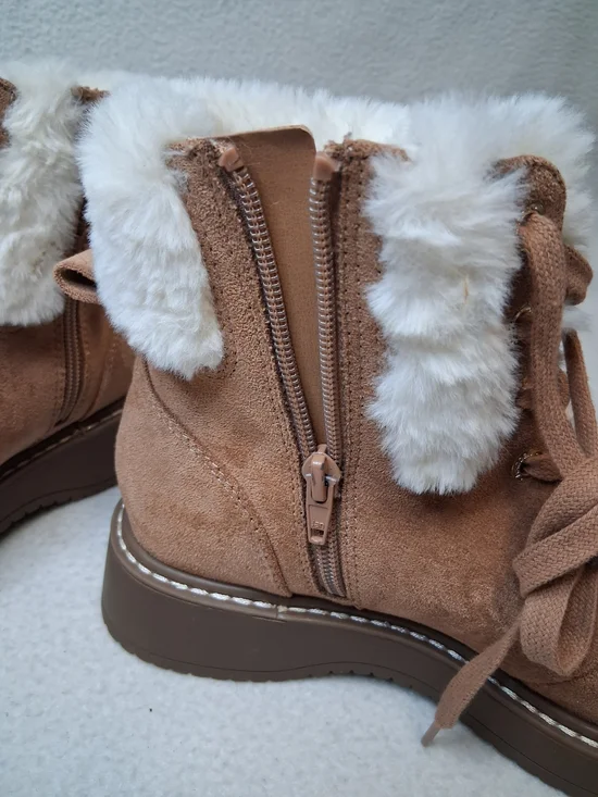 Women's Tan Faux-Suede Lace-Up Fur-Trim Ankle Boots - Picture 7 of 9